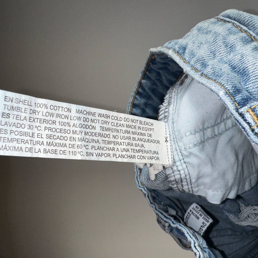 Forever 21 Denim Shorts Women’s Size 29 Blue Distressed Frayed Hem 100% Cotton - Picture 3 of 7